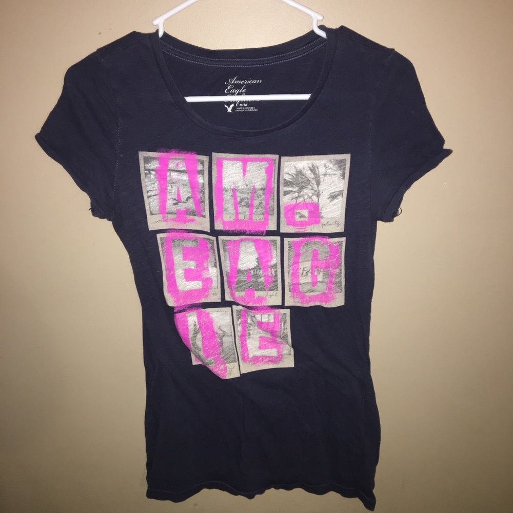 American Eagle tee